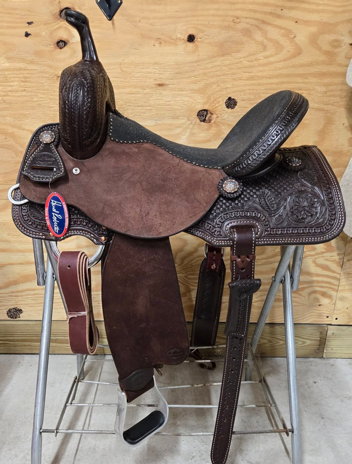 HR Signature Series 15" Chocolate Barrel Saddle