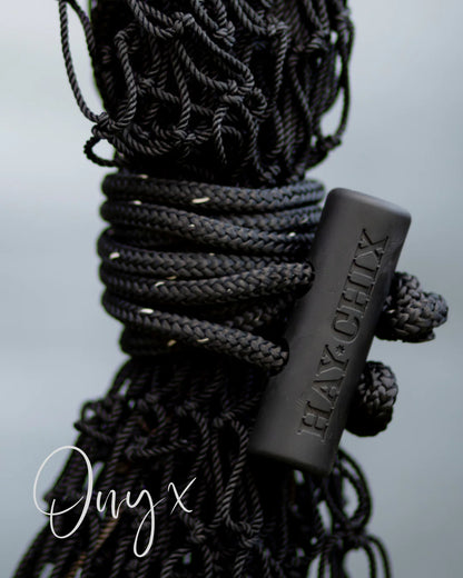 Hay Chix Half Bale Net - Colored Ropes