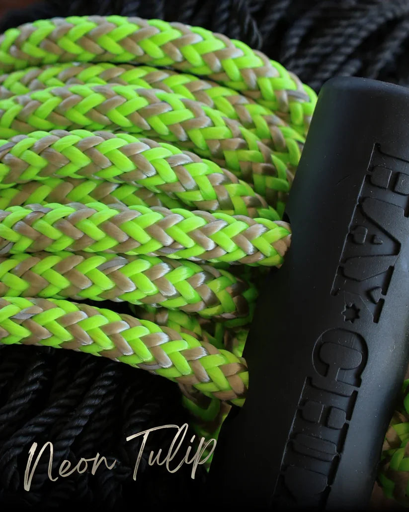 Hay Chix Half Bale Net - Colored Ropes