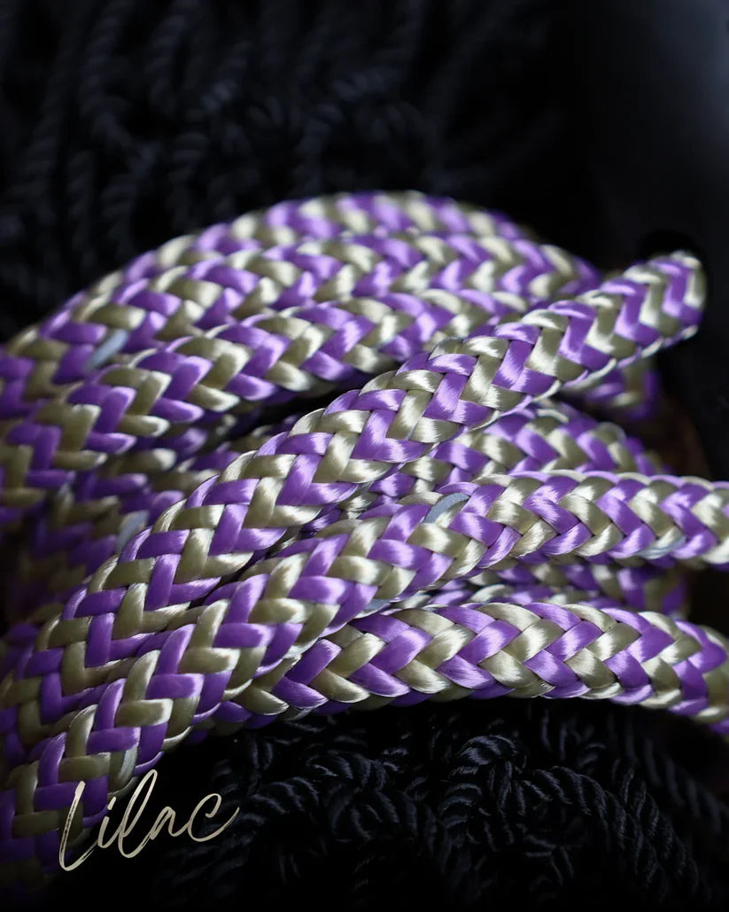 Hay Chix Half Bale Net - Colored Ropes