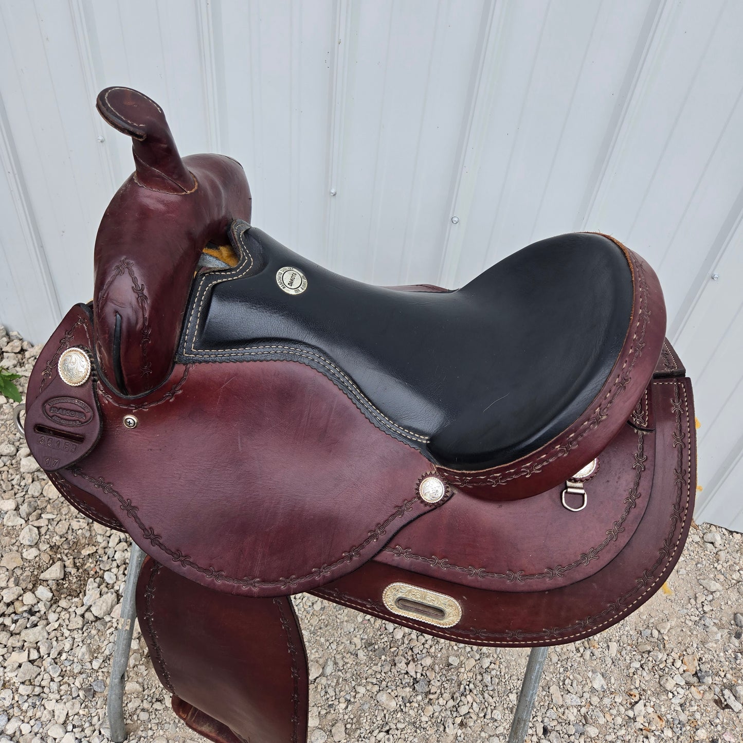 17" Dakota Flex Trail & Pleasure Saddle