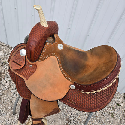 15" Rocking R Barrel Saddle