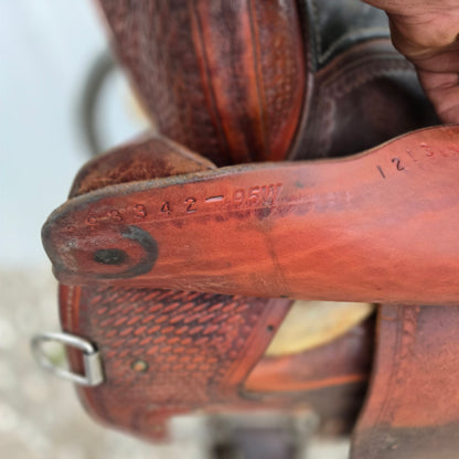 15.5" Martin Crown C Barrel Saddle