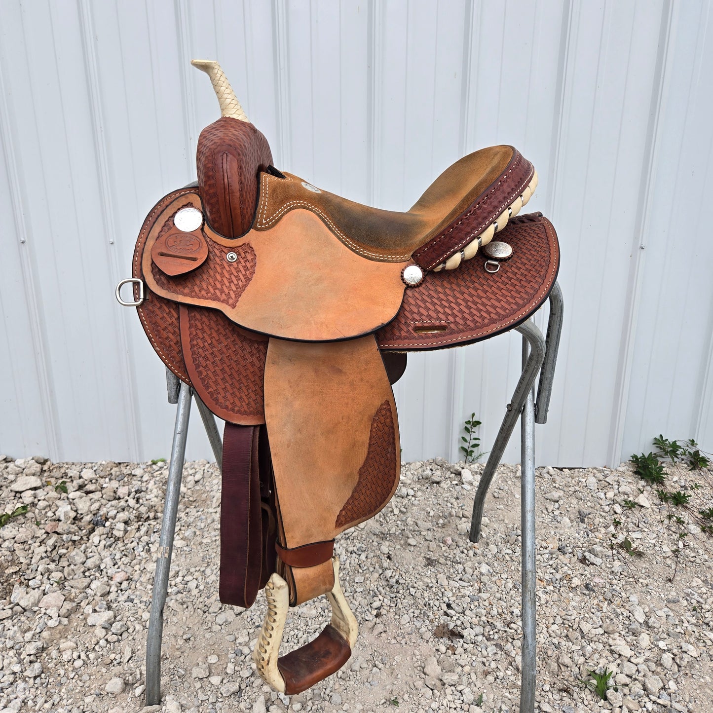 15" Rocking R Barrel Saddle