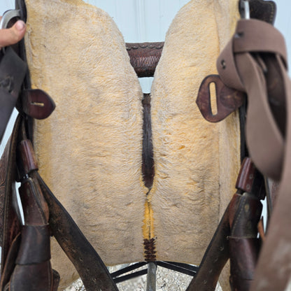 15.5" Circle Y Equitation Saddle