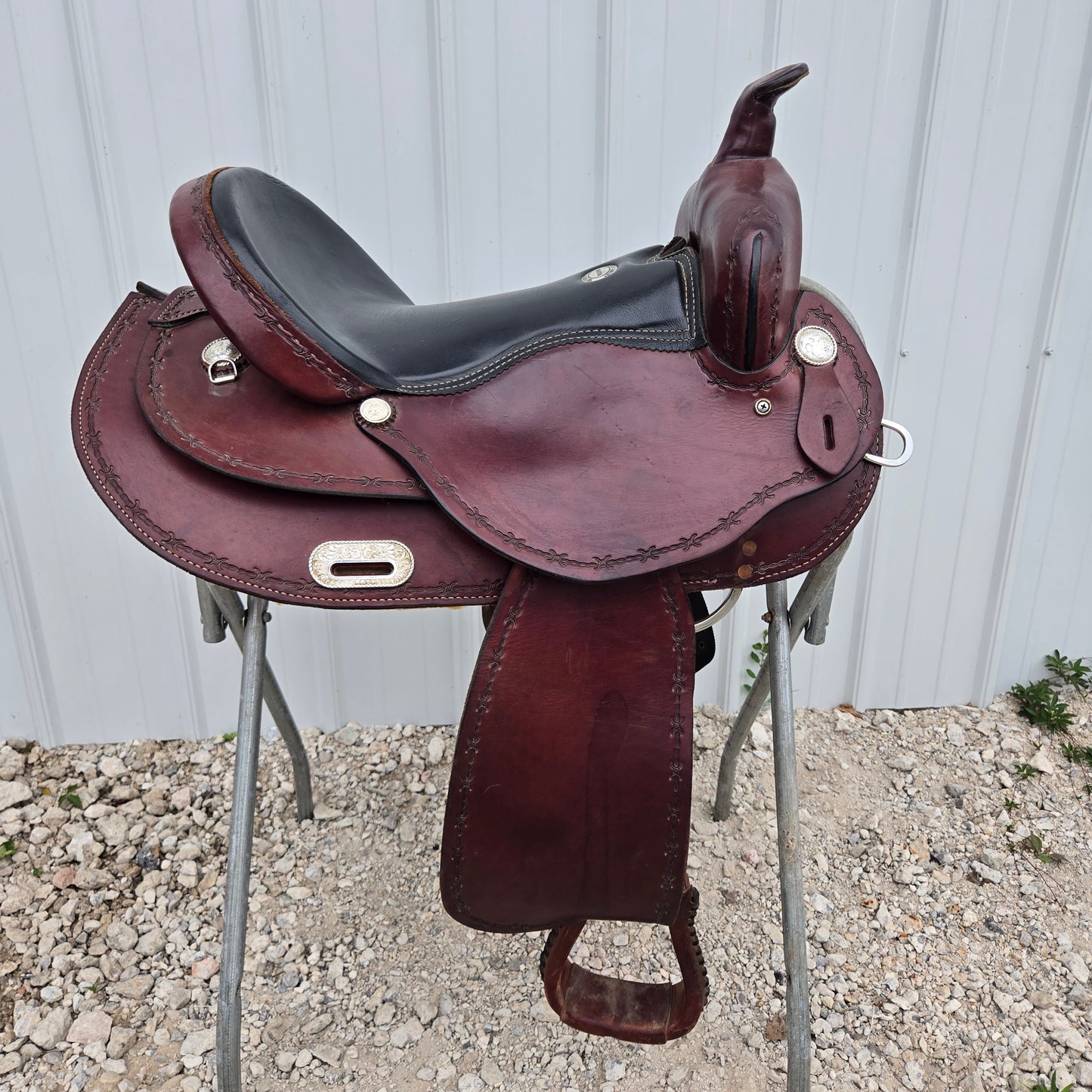 17" Dakota Flex Trail & Pleasure Saddle