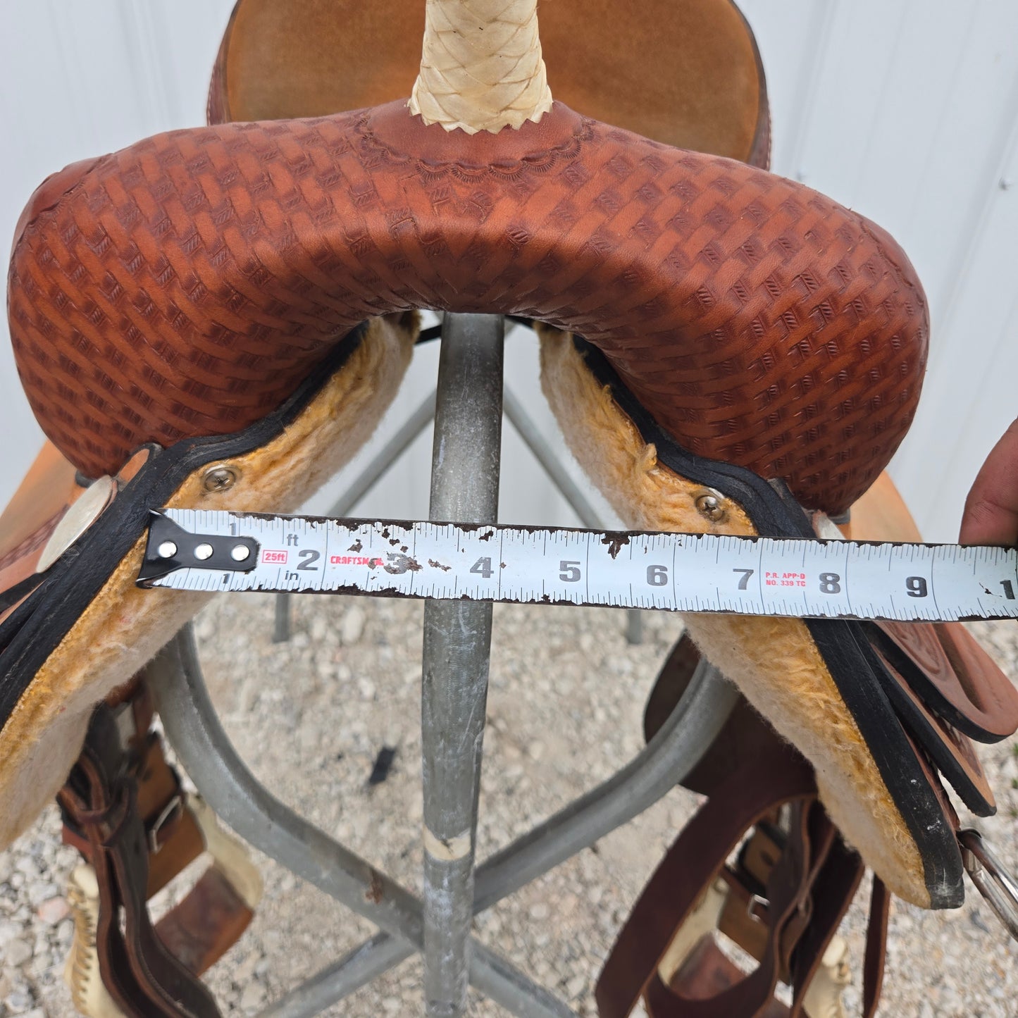 15" Rocking R Barrel Saddle