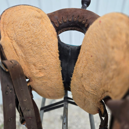 14.5" Double J Feather Light Barrel Saddle