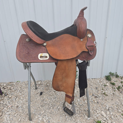 16" Circle Y by High Horse Barrel Saddle